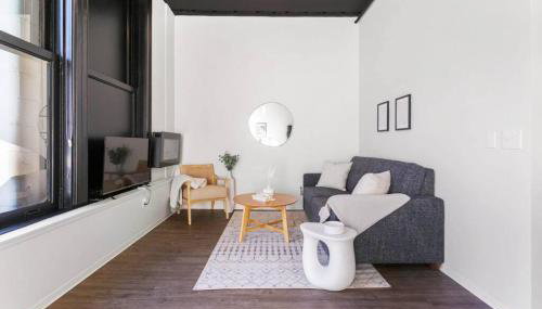 Designer Loft Downtown with WiFi 210 - Foto 3