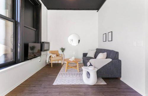 Designer Loft Downtown with WiFi 210 - Foto 3