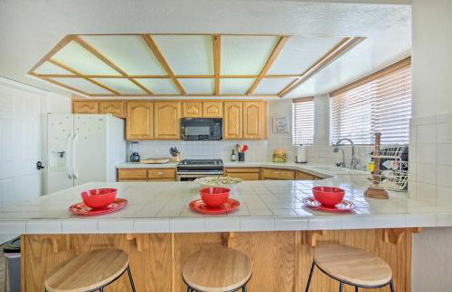 Sunny Yuma Retreat with Private Pool and Grill! - Foto 8