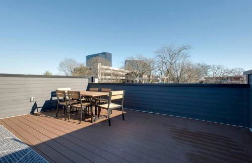 West End Escape - New Build with Rooftop Views - Foto 30