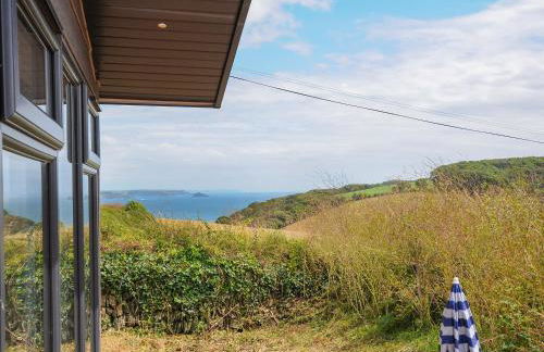 Midway Lodge - Photo 24