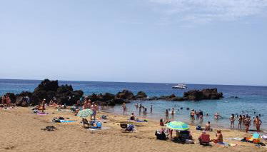 Center Flat Puerto Del Carmen near the Beach NATURAL ELEMENTS APARTMENT - Foto 3