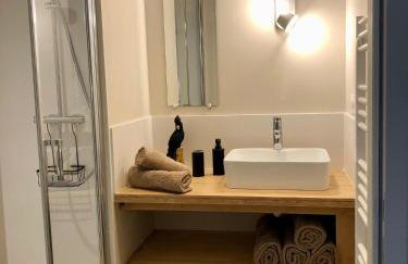 AU COEUR DE VANNES - VUE SUR LES REMPARTS - 2 CH - Foto 18