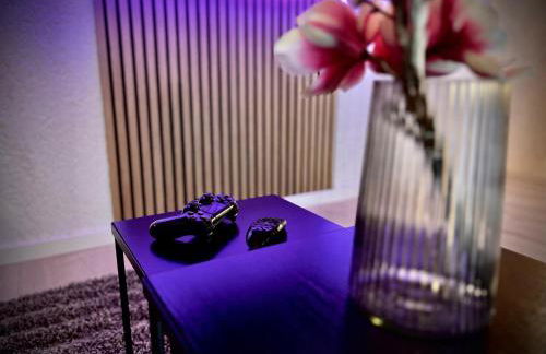 Stay by Home Deluxe Apartment WiFi-PS4-TV-Loft-Bath-Kitchen - Foto 19