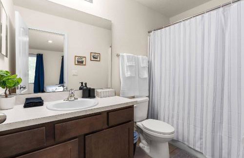 Elegant & Upscale 2BR Townhome. - Foto 6