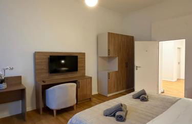 Jomi Stays - Kudamm - Foto 62