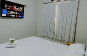 Ape com Horta, Cama Casal Queen, SmartTV, Ar, WiFi e Vaga na garagem - Foto 26