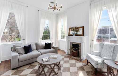 Wilkins Townhouse - 3 Bed, 3 Bath, Walk to Downtown - Foto 8