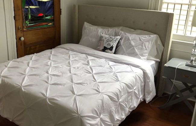 Amazing 4BR Celebrity Villa! Sleeps 8 by YouRent! - Foto 5