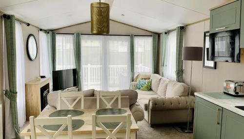 Modern two bedroom caravan with sofabed Sleeps 6 - Foto 2