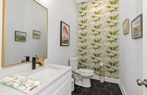 5BR Serenity Tampa Pool and Hot tub - Foto 15