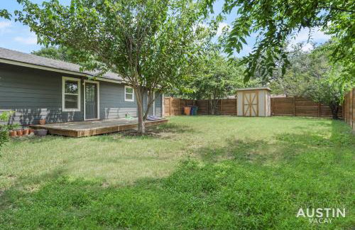 North ATX Retreat w Open Concept Layout and Backyard - Foto 40