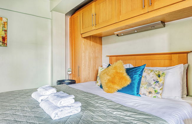 Hardwood Home - Foto 1