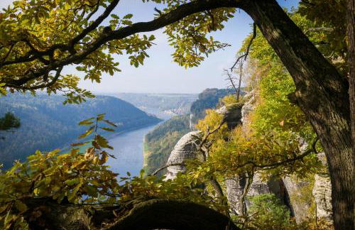 Sandstein-Ferien, Kamin, Fewo "Wanderfalke", zentral & ruhig, Terrasse, Sächs Schweiz - Foto 27