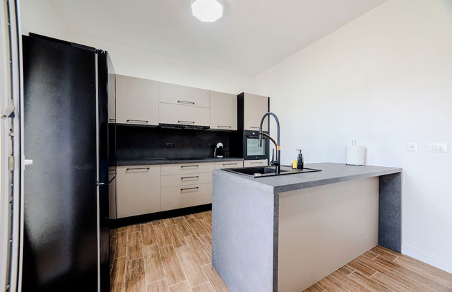 Luxury apt Near Beach w big Terrace and sea View - Foto 17