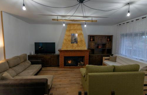 El Salón de Arriba - Foto 21