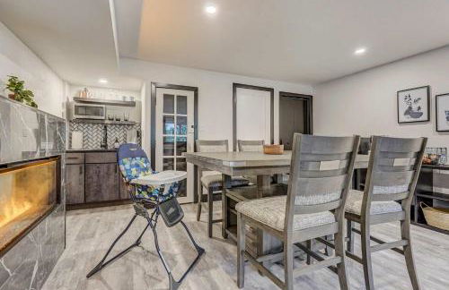 Oak Hills Estate Luxe Forest Escape Near USAFA - Foto 70