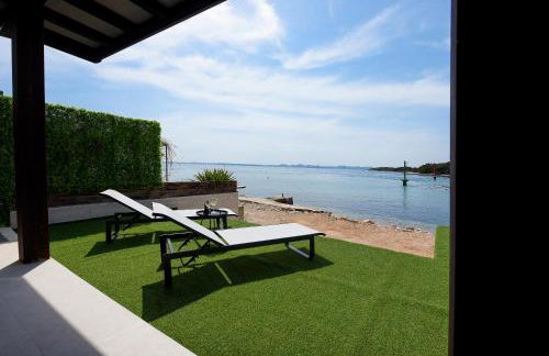 NEW Luxury Feel Good House by the Sea - Foto 43