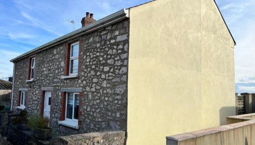 Homely Pembrokeshire Farmhouse - Foto 1