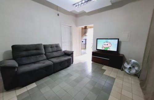 CASA - localizada no centro de Campo Grande - 2 quartos com ar e garagem para 2 carros - Foto 27