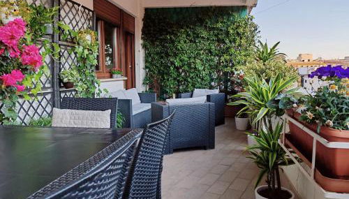 La Dolce Vita Of Via Veneto - Prestigious Apartment With Wonderful Terrace In the Historic Center - Foto 3