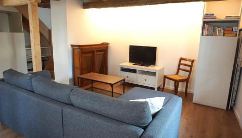 Gîte Les Hirondelles - Spacieux et Typique Alsacien - Commerces à Proximité - Proche Sélestat - Foto 4