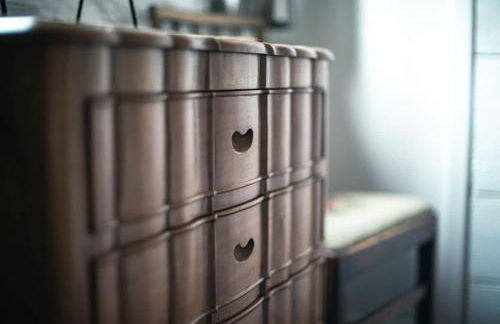 St Davids Hideaway with Roll-top Bath & Log Burner - Photo 16