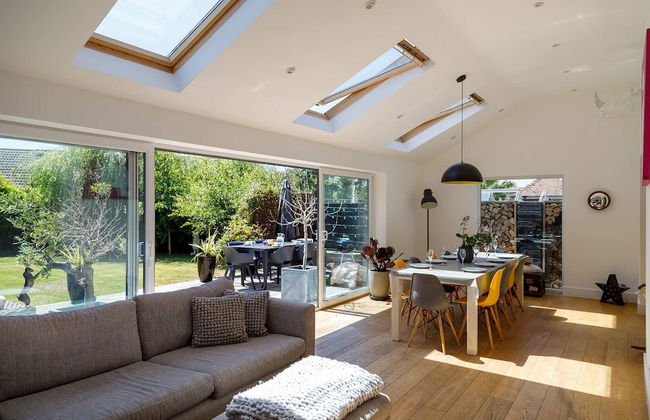 Gorgeous Home for 12 - Walk to Beach - Sea View - Photo 64