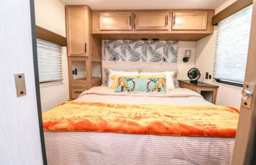 FunTropicalTinyHomeGolfCartLake - Foto 20