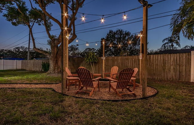 Fun Family-friendly Modern Beach Home With Pool - Photo 5