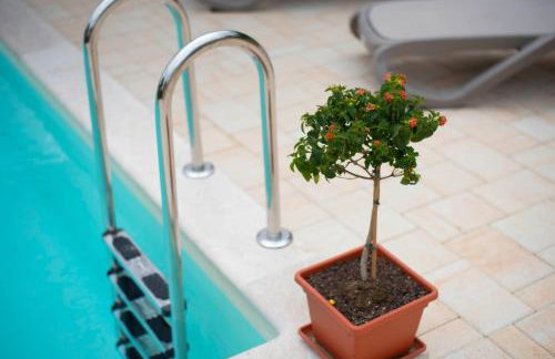 Stone house with 4 bedrooms and beautiful view - Foto 8