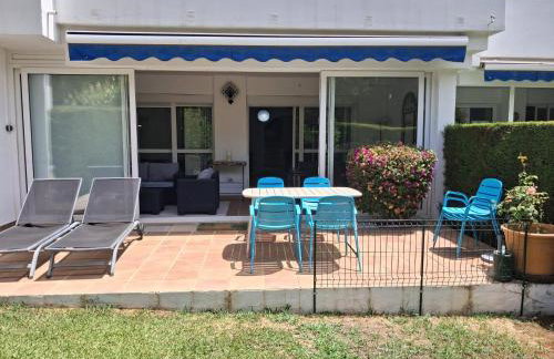 2 Bed Garden Apartment Benavista Direct Pool Access Walk to Golf, Tennis & Amenities - Photo 21