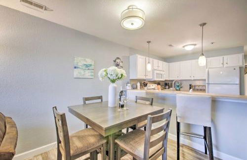 Screened Balcony with Views Sleek Lake Ozark Gem! - Foto 8