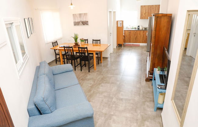 Carmel Apartments - Foto 1