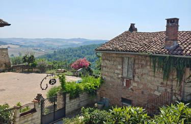 Il CHIOSTRO oasi di pace con antica cantina nel cuore del Monferrato Unesco - Foto 13