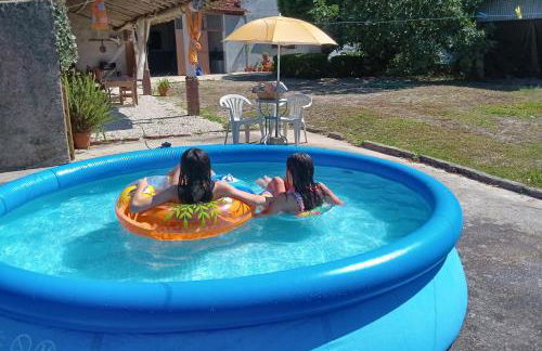 CASA DA VOVÓ CÉU - Casa de Campo Gandaresa - Country House, entre COIMBRA e AVEIRO, a 15 minutos carro Praia Mira - Quintal com piscina insuflável - Foto 31