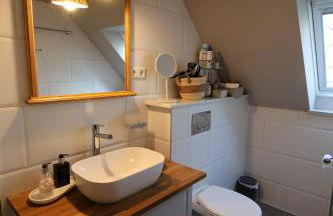 2-Zimmer Apartment Bahnhofsnähe - self-check-in - Kinderfreundlich - Balkon - Kaffeeautomat - Foto 12