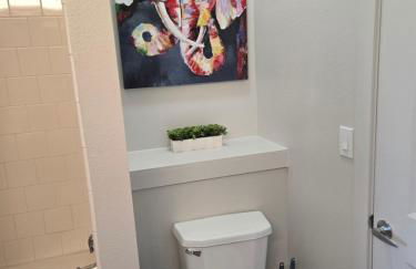 2bdrm/2 King beds/1Air mattress - Photo 12