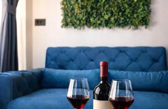 Serenity Luxe studio - Free Parking, Self check-in - Foto 1