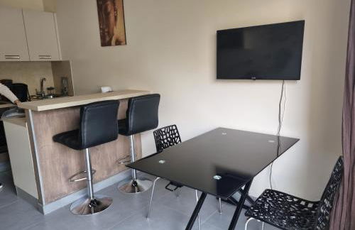 Studio climatisée dans résidence à 5 minutes des plages a pied - Foto 3