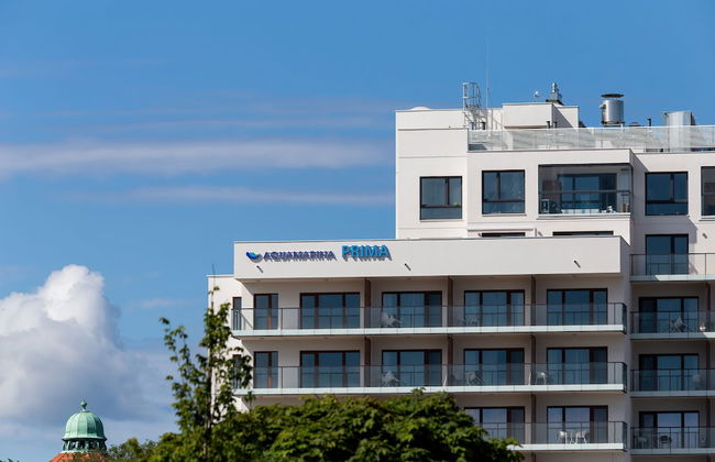 Aquamarina Prima Apartments by Renters - Photo 40