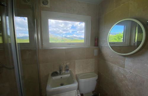 Snowdonia 1-Bed Chalet Sleeps 2 Stunning Views - Photo 13
