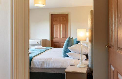 Finest Retreats - Meadow View - Photo 25