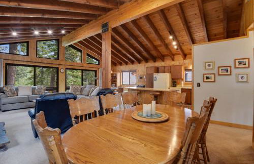 Lake Tahoe Treasure! Minutes From Beach & Skiing - Foto 31