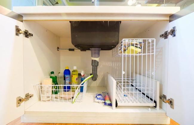 Spacious Studio Room at Green Pramuka Apartment - Foto 23