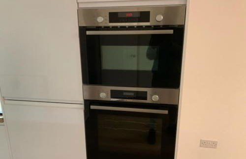 Spacious Entire 4 Bed House With 2 Free Parking Bays Early Check-in Late Check- Out Allowed - Foto 30