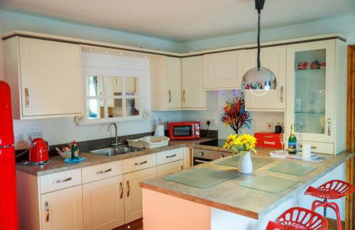 Lincoln Holiday Retreat View with Private Hot Tub - Foto 14