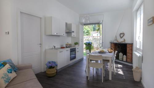 Maji Como Lake - Lake Como Historic Villa Apartments with Pool & Parking, 100m from Ferry & train - Foto 5