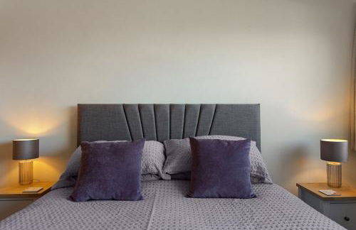 Baywatch Sea View Retreat - Photo 24