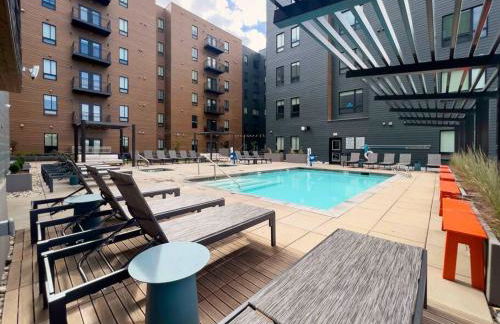 Iconic Nike Studio & Romantic Canopy Glow - Foto 5